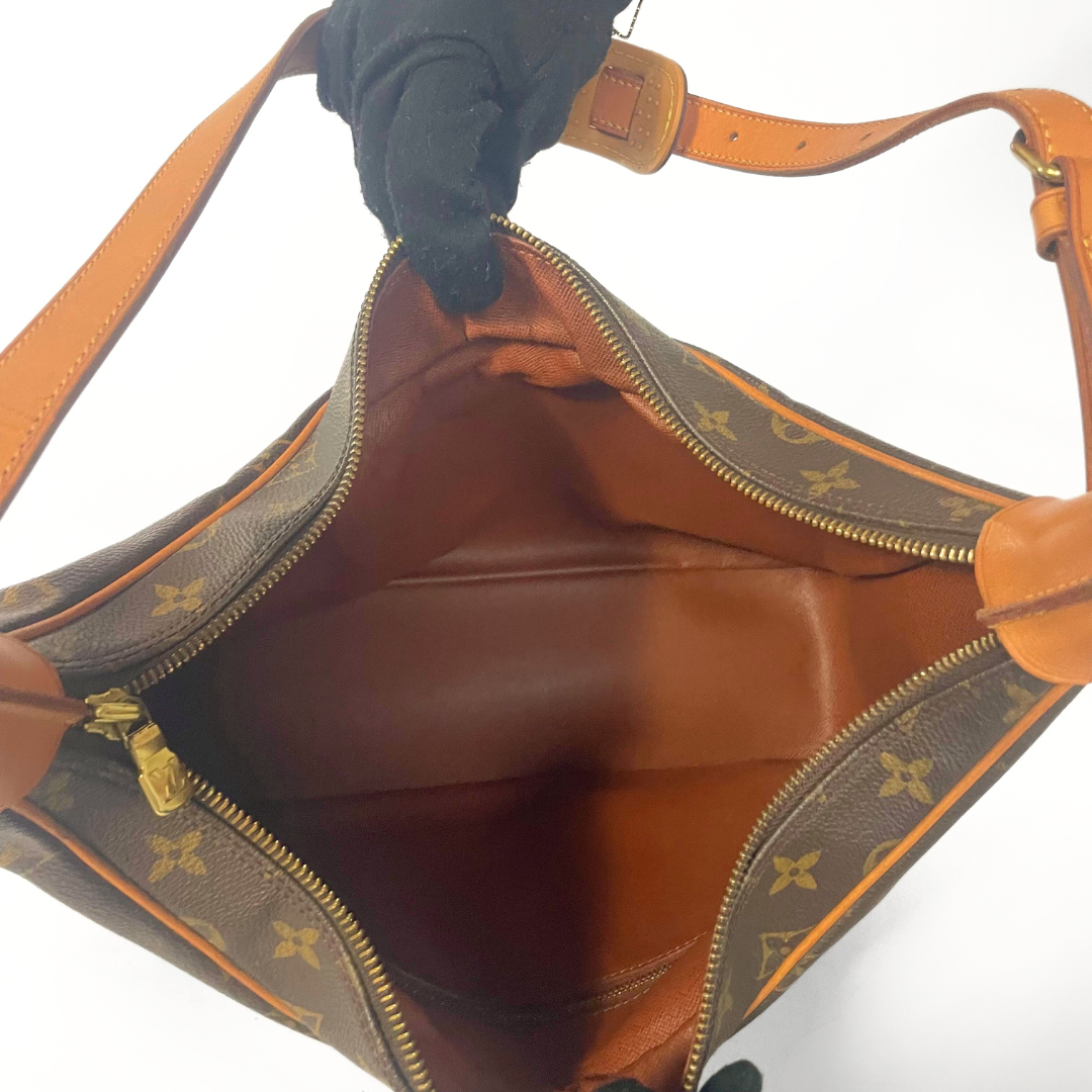 Louis Vuitton Louis Vuitton Boulogne GM Monogram Canvas - Shoulder bags - Etoile Luxury Vintage