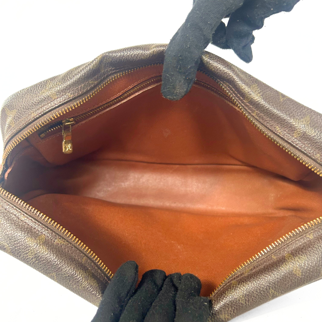 Louis Vuitton Louis Vuitton Trocadero GM Monogram Canvas - Crossbody bags - Etoile Luxury Vintage