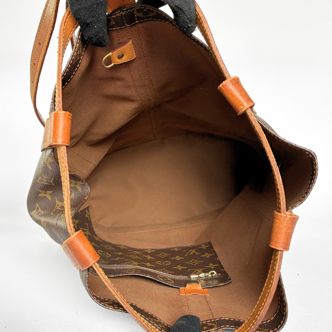 Louis Vuitton Louis Vuitton Randonn&eacute;e PM Monogram - Backpacks - Etoile Luxury Vintage