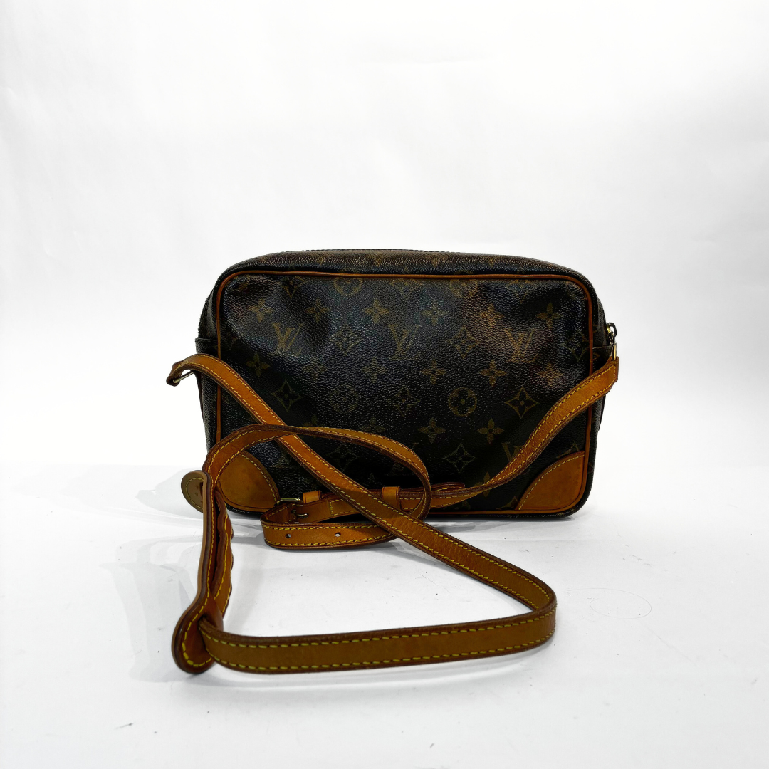 Louis Vuitton Louis Vuitton Trocadero PM Monogram Canvas - Crossbody bags - Etoile Luxury Vintage