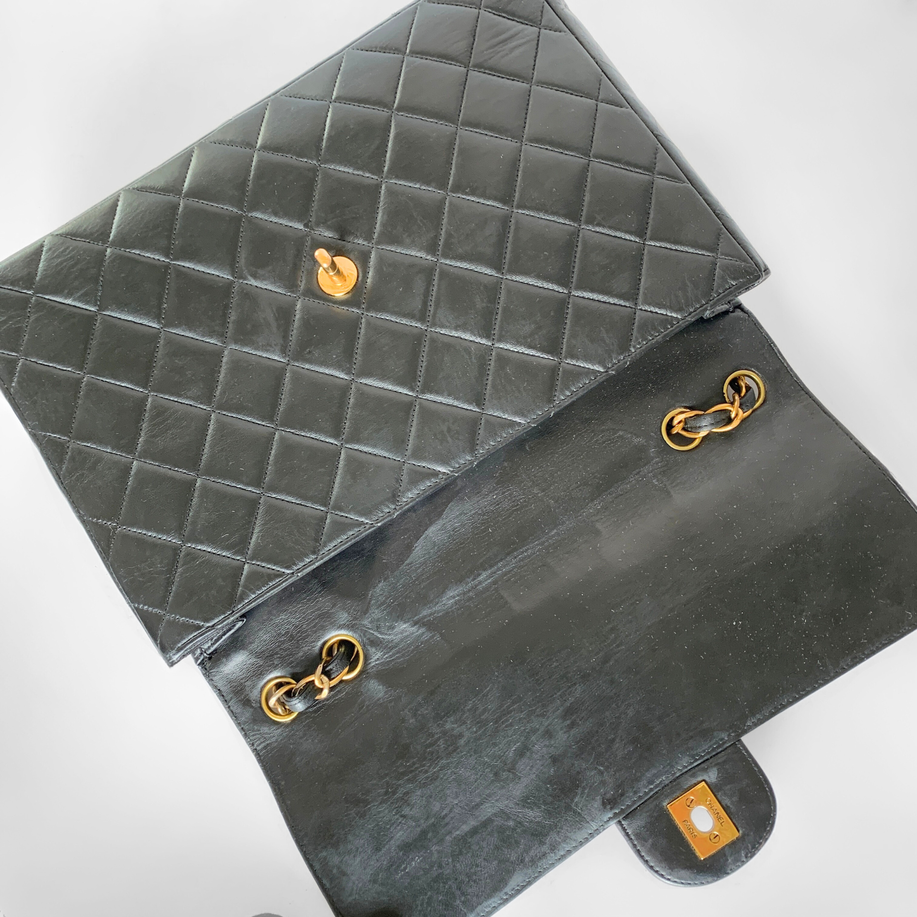 Chanel Chanel Classic Flap Bag Maxi Lambskin Leather - Crossbody bags - Etoile Luxury Vintage