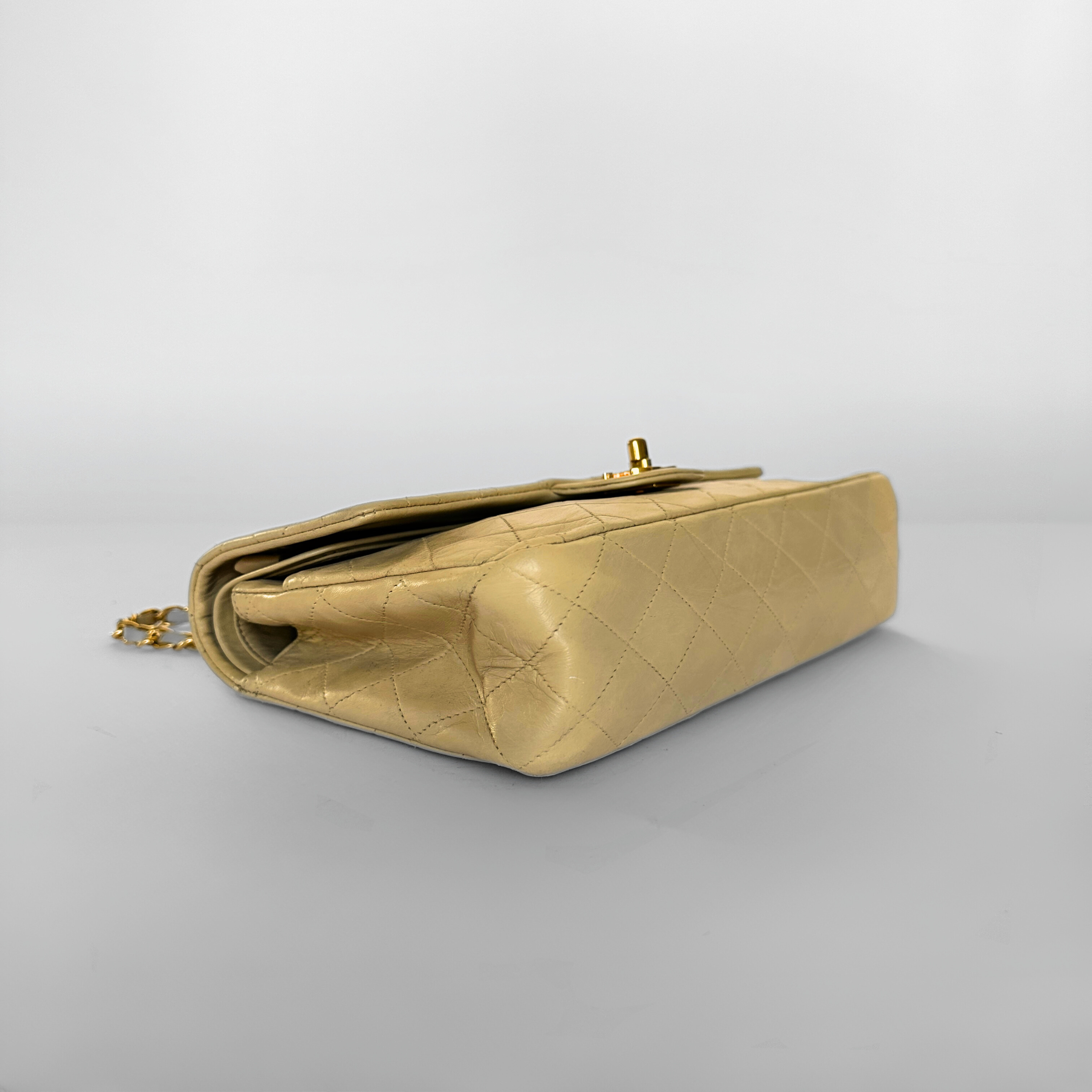 Chanel Chanel Classic Double Flap Bag Medium Lambskin Leather - Crossbody bags - Etoile Luxury Vintage