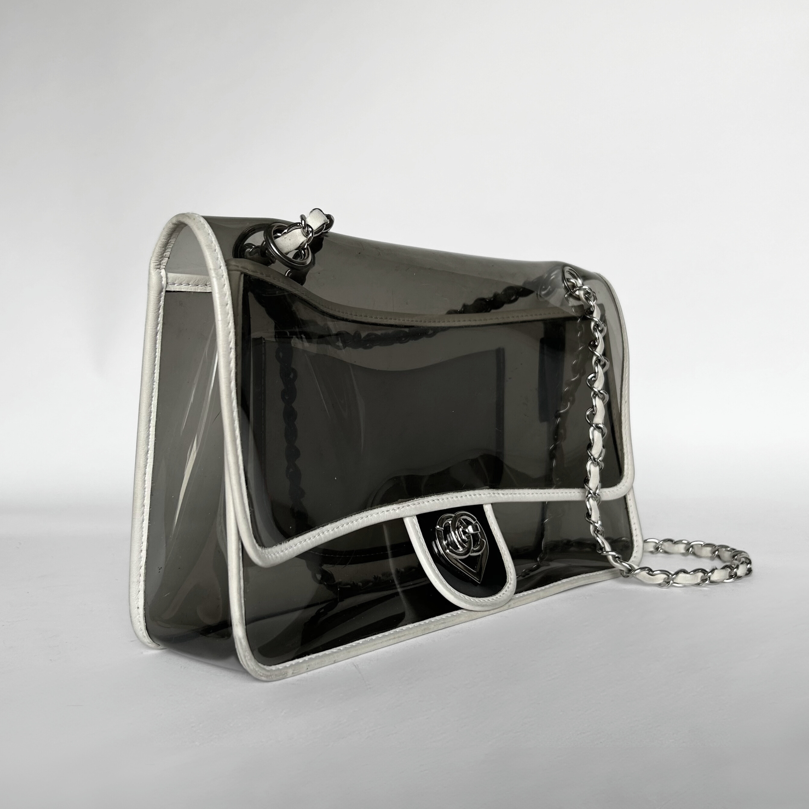 Chanel IG SALE: Chanel Heart CC Flap Bag Vinyl &amp; Lambskin Leather (Limited Edition) - Shoulder bags - Etoile Luxury Vintage