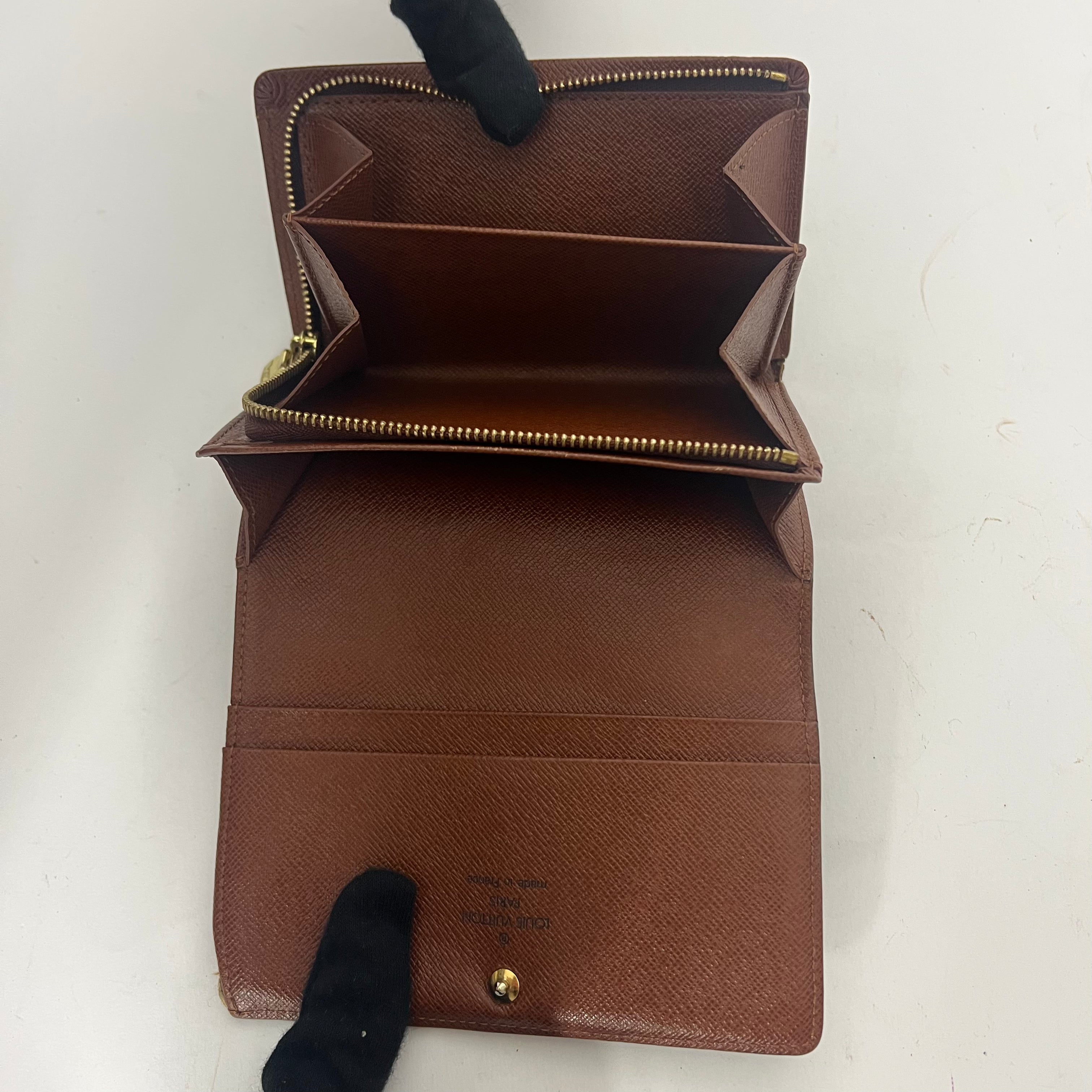 Louis Vuitton Wallet medium