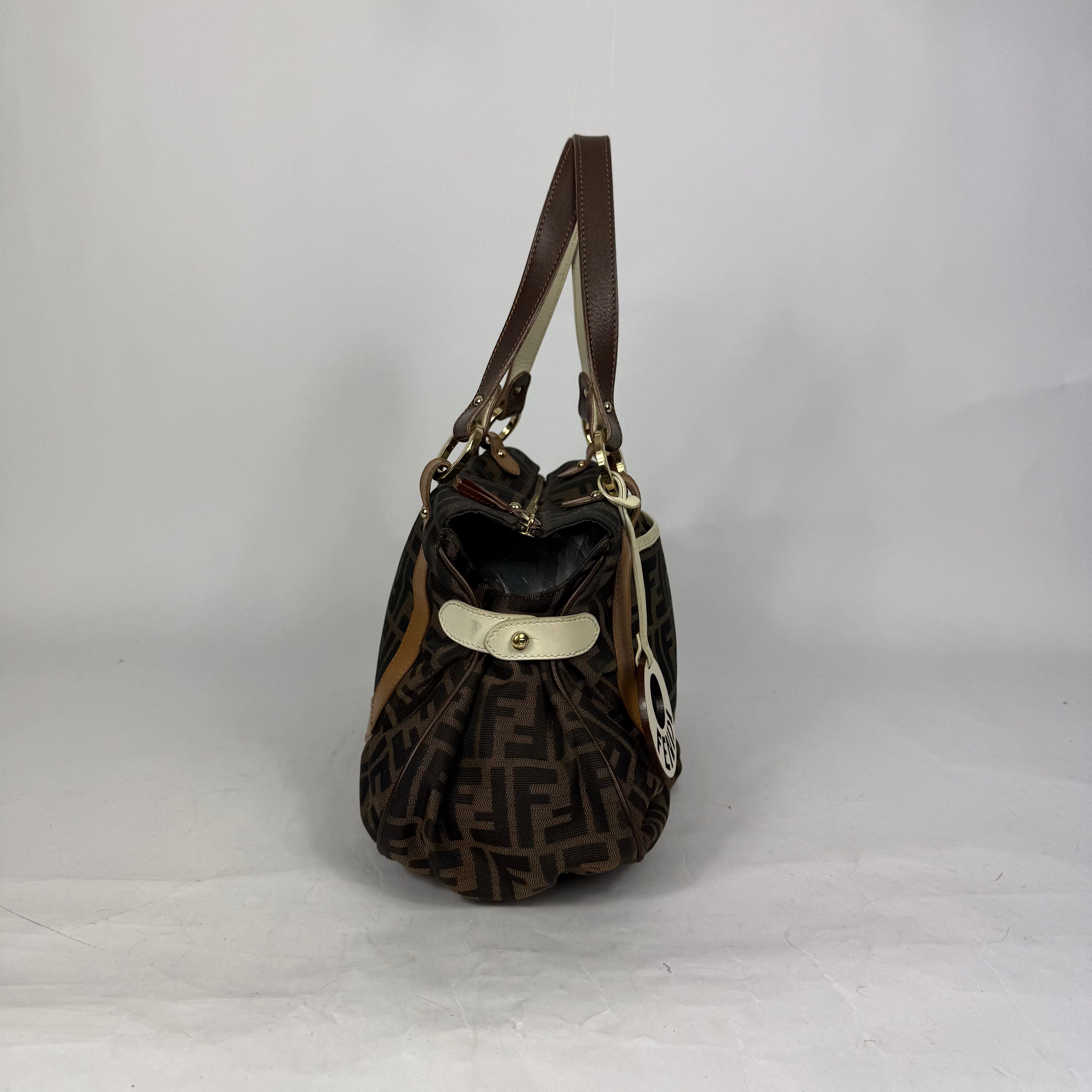 Fendi Monogram & Shoulderbag