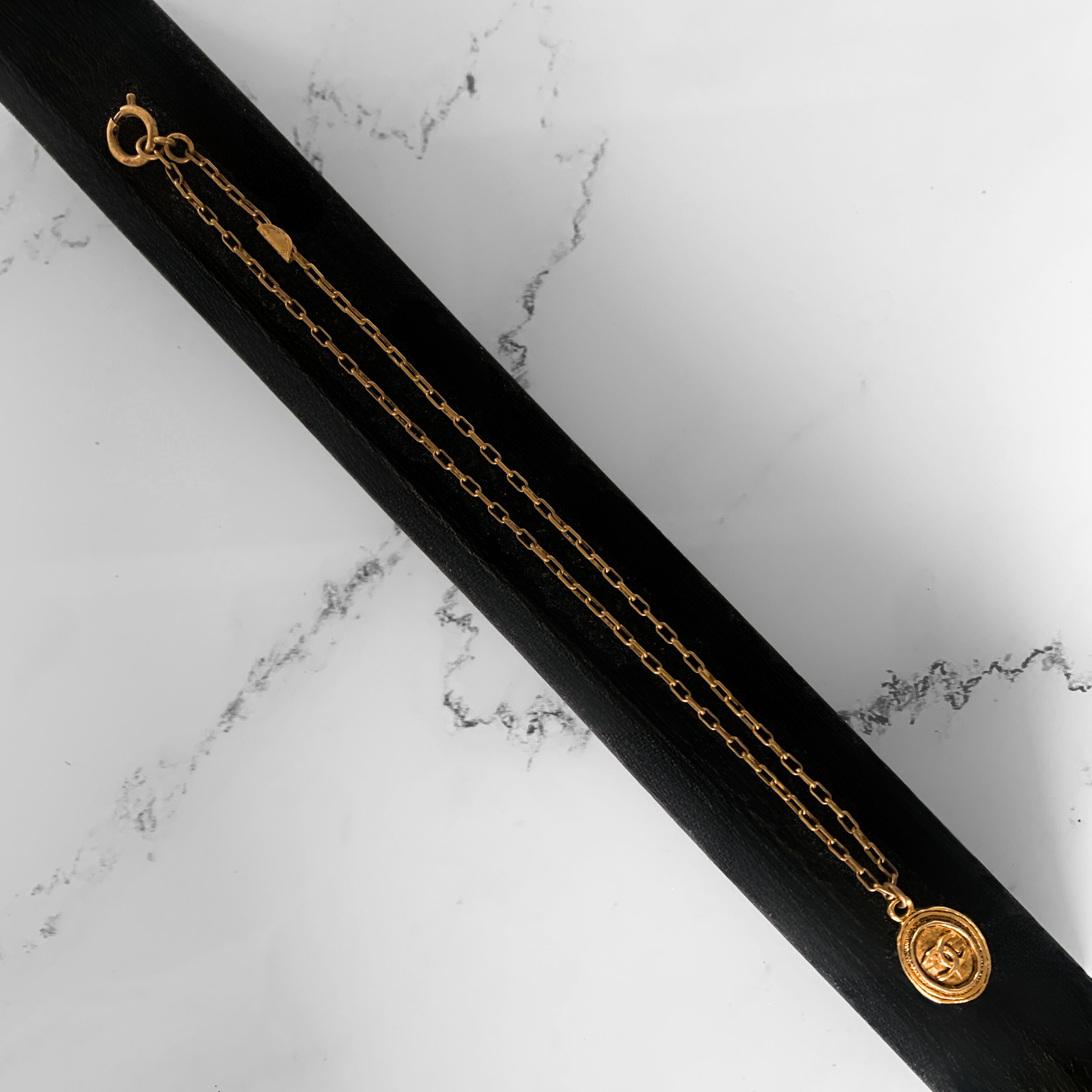 Chanel Chanel Necklace Gold Metal - Necklaces - Etoile Luxury Vintage